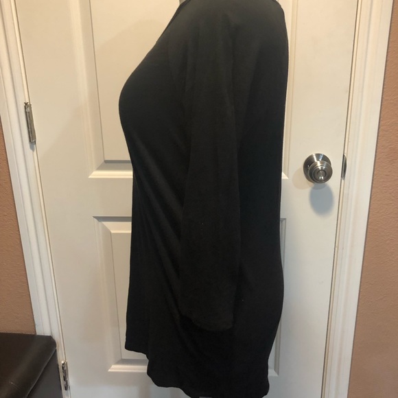 3/$15 SALE 💫 Eddie Bauer 3/4 Length Sleeve Top - Picture 6 of 6